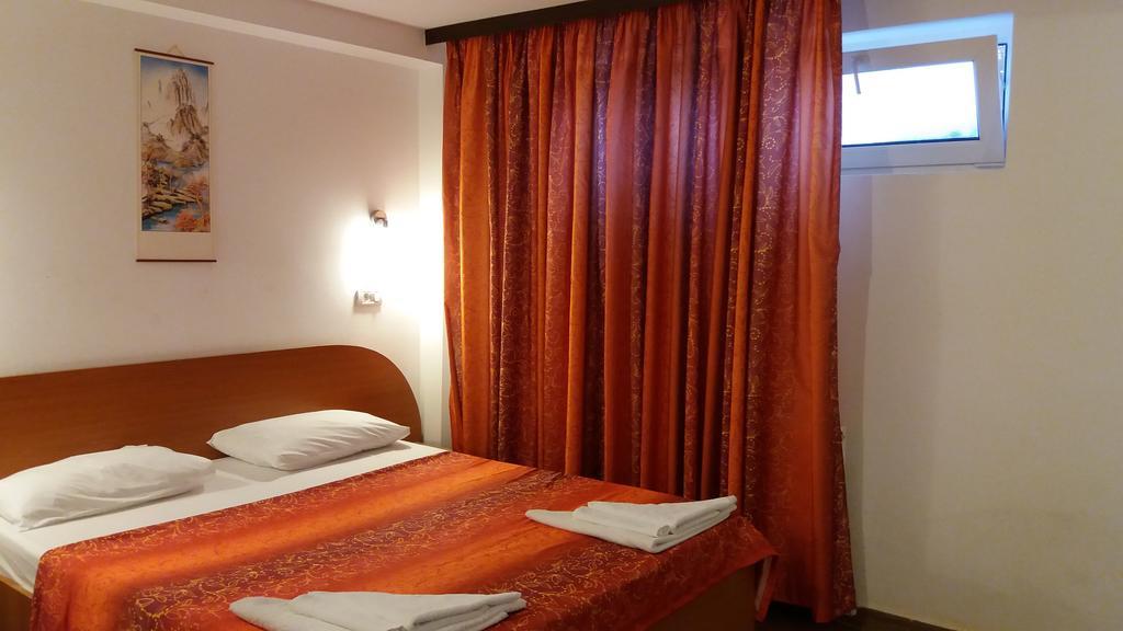 Marynero Hotel นาโวดาริ ภายนอก รูปภาพ